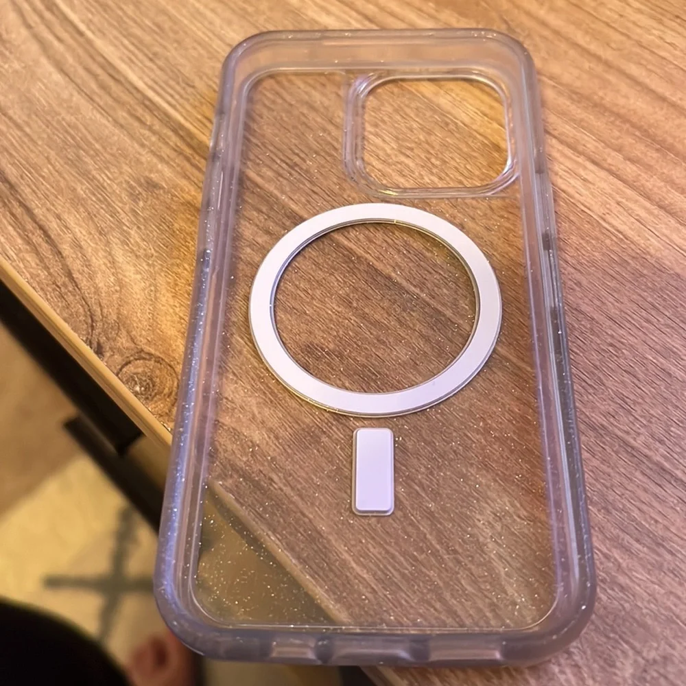 iPhone 13 Pro Otterbox with mag safe charging ring.